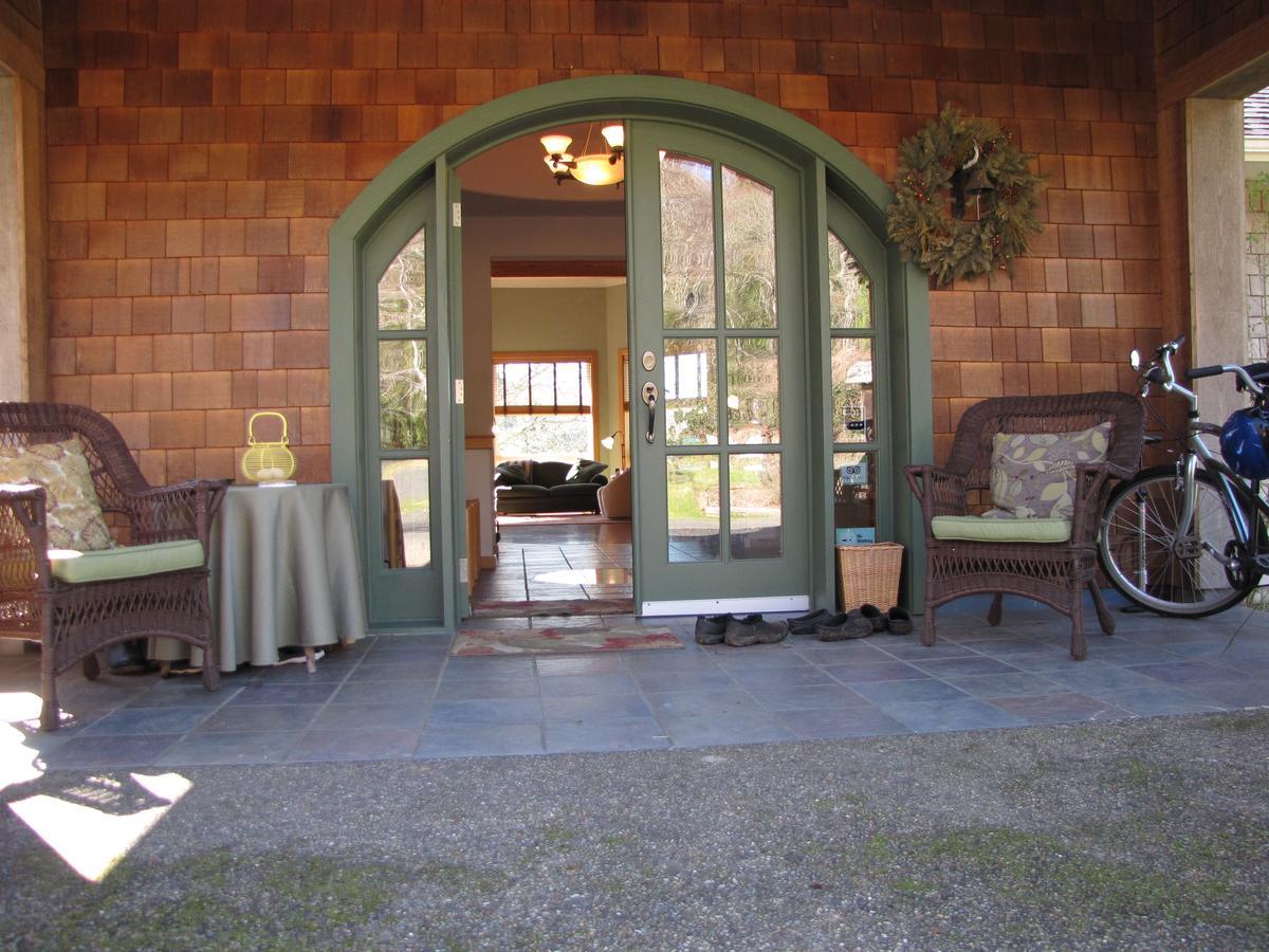 Lucky Mud Inn And Disc Golf Resort Skamokawa Exterior photo